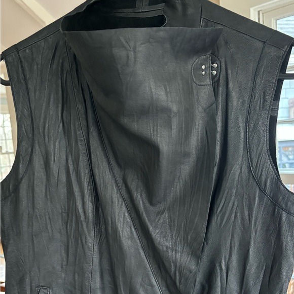Black Leather Vest - My Tribe - Picture 5 of 5